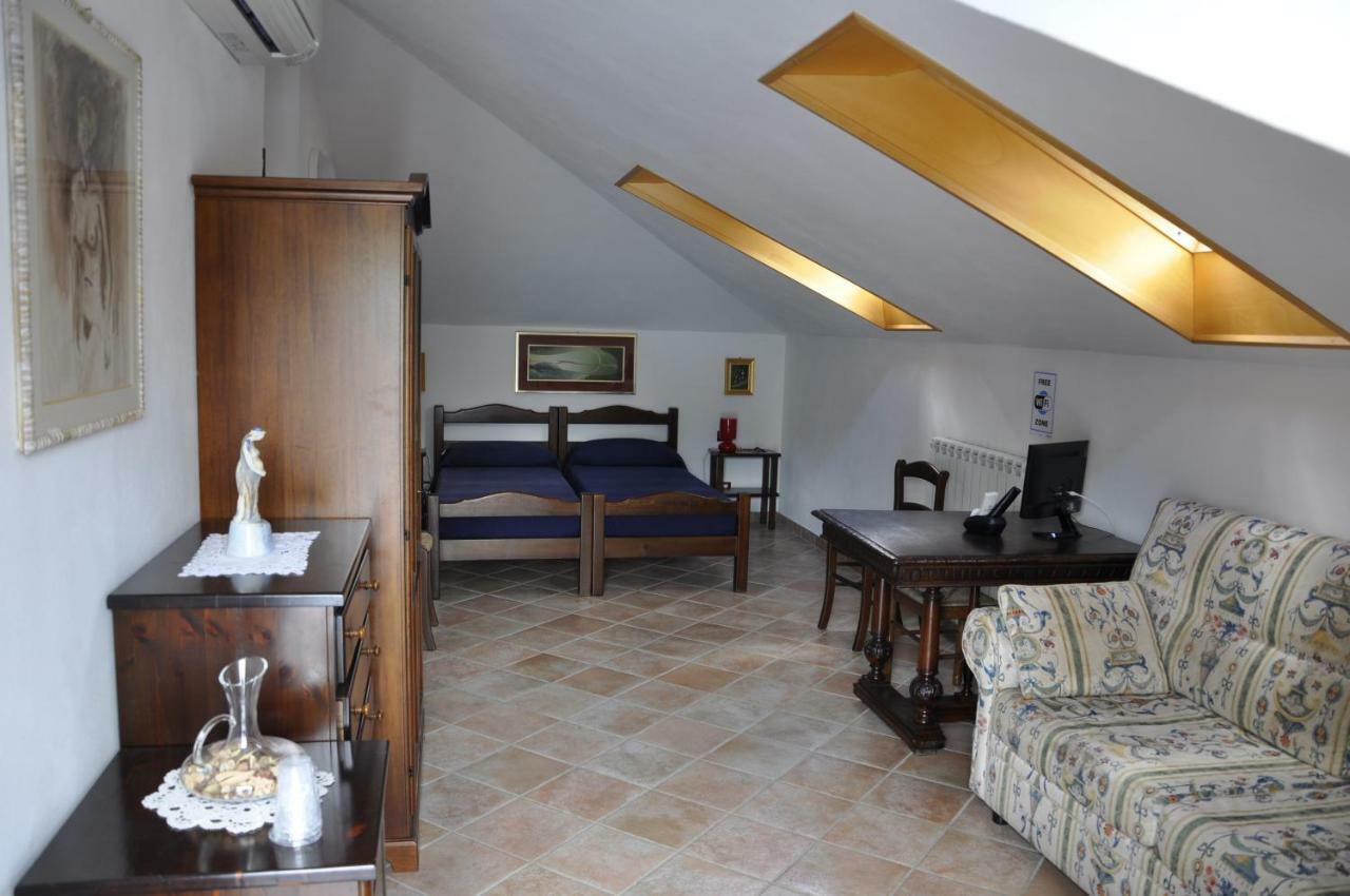 Bed & Breakfast 4U Parcheggio Interno Киавари Екстериор снимка
