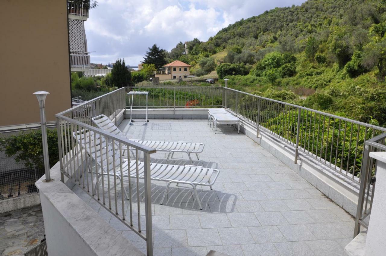 Bed & Breakfast 4U Parcheggio Interno Киавари Екстериор снимка